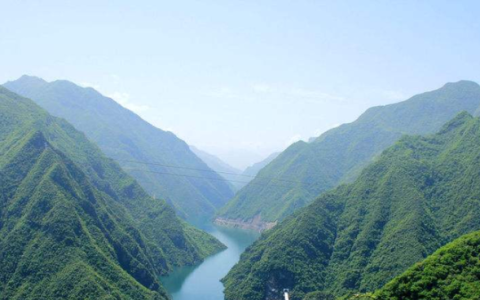 巴山楚水凄凉地下一句是啥,巴山楚水凄凉地二十三年弃置身